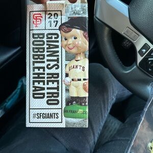 Retro bobble head, Giants fans